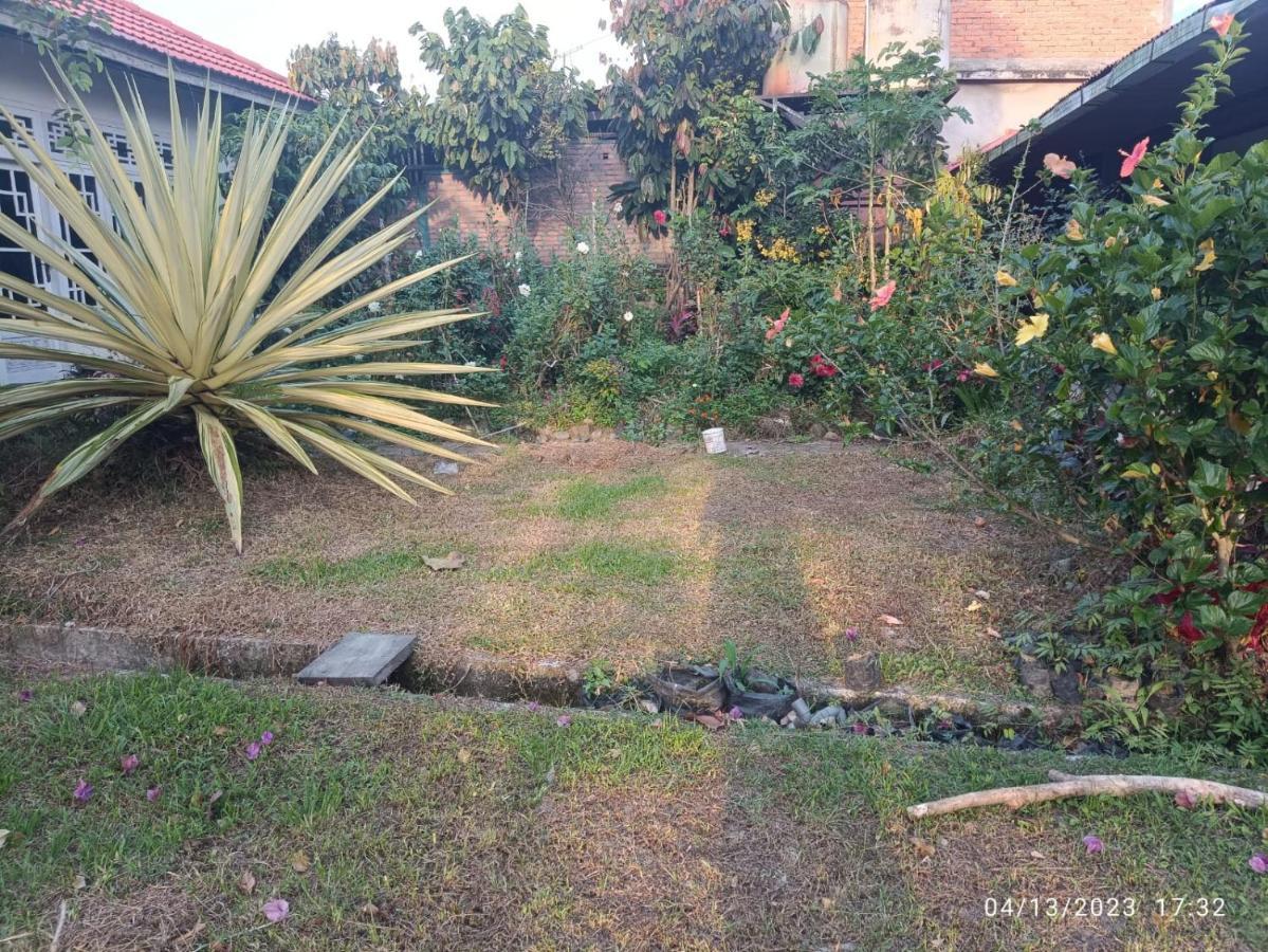 Gabelo Guest House Bukittinggi Εξωτερικό φωτογραφία
